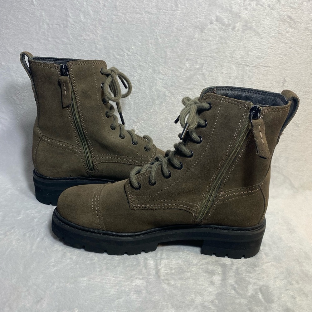 Clarks Women’s Orianna Cap Dark Olive Suede Boots Size 6.5